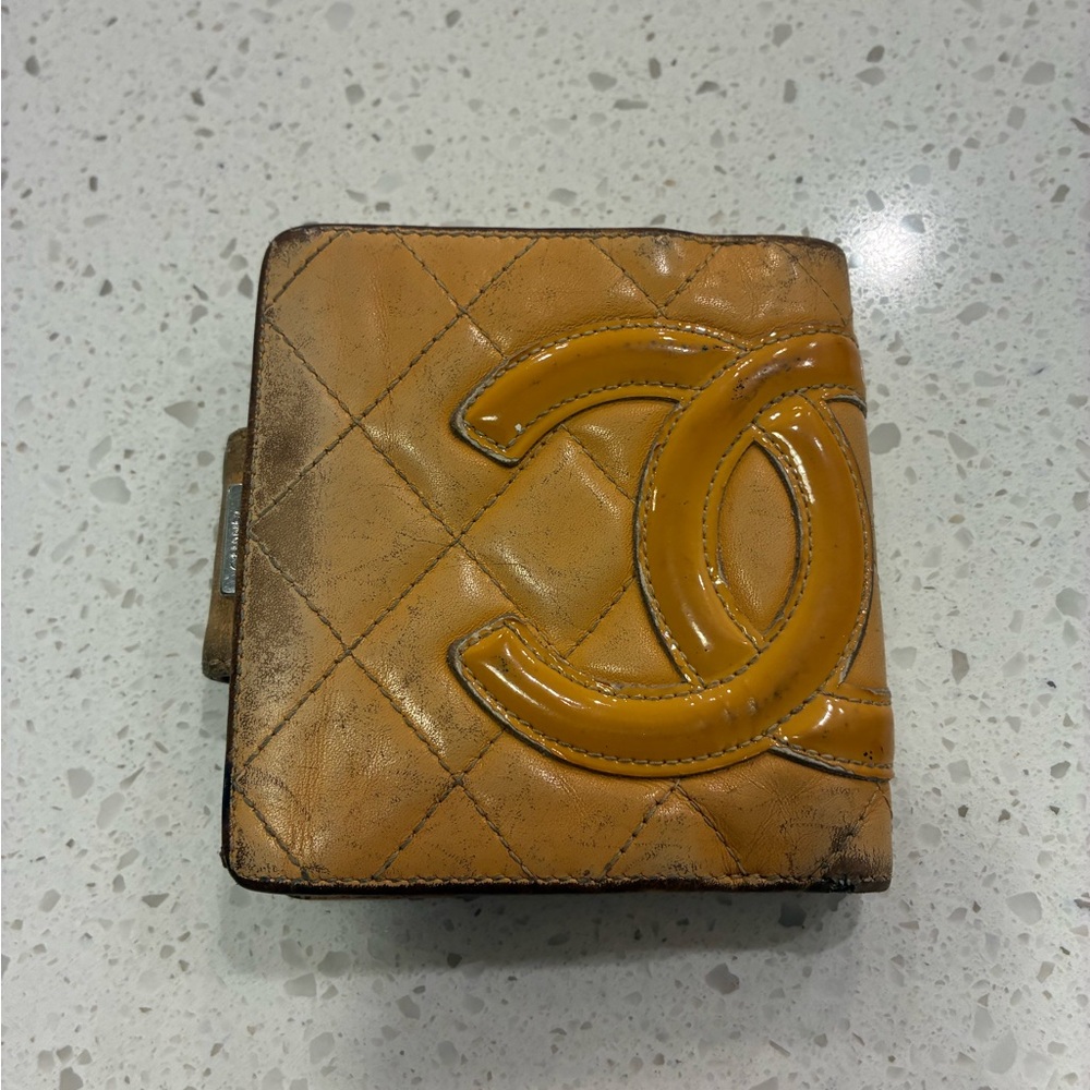 Chanel Wallet Beige Authentic